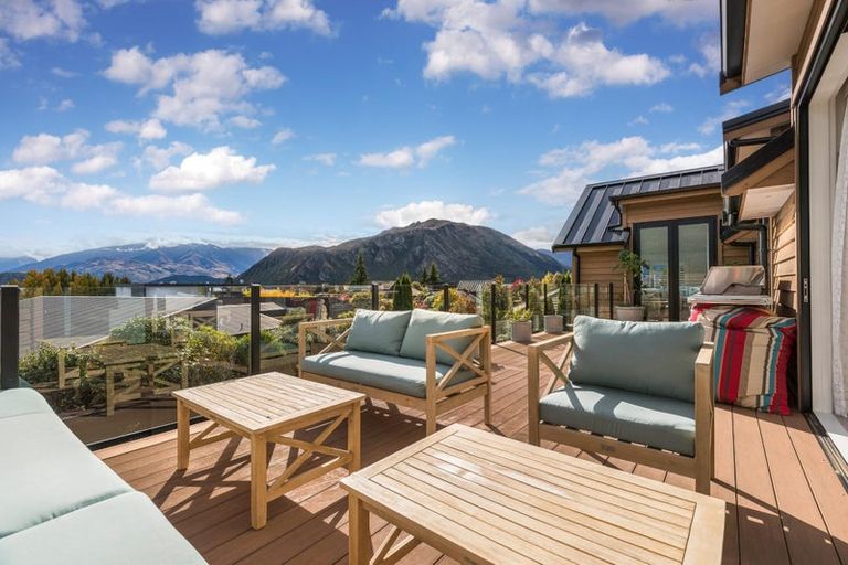 Photo of property in 15 Penrith Park Drive, Wanaka, 9305