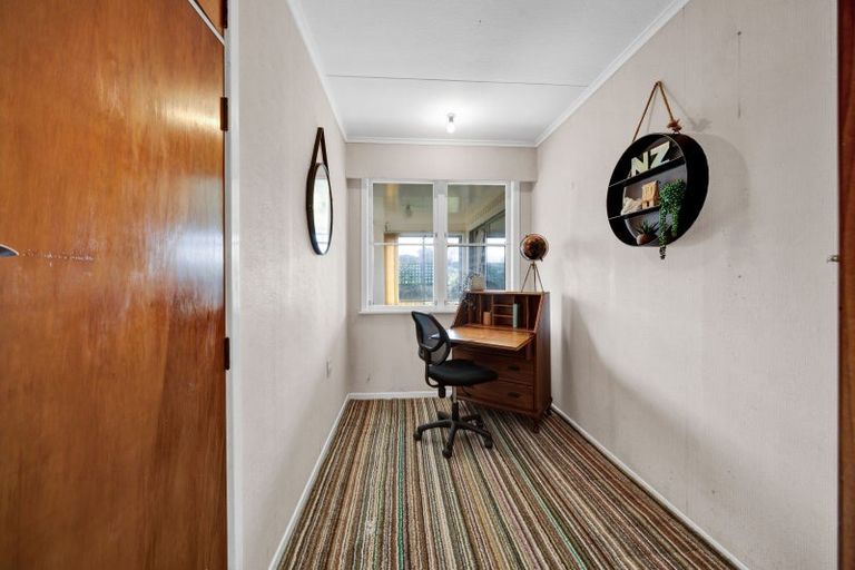 Photo of property in 46 Heaphy Road, Opunake, 4616