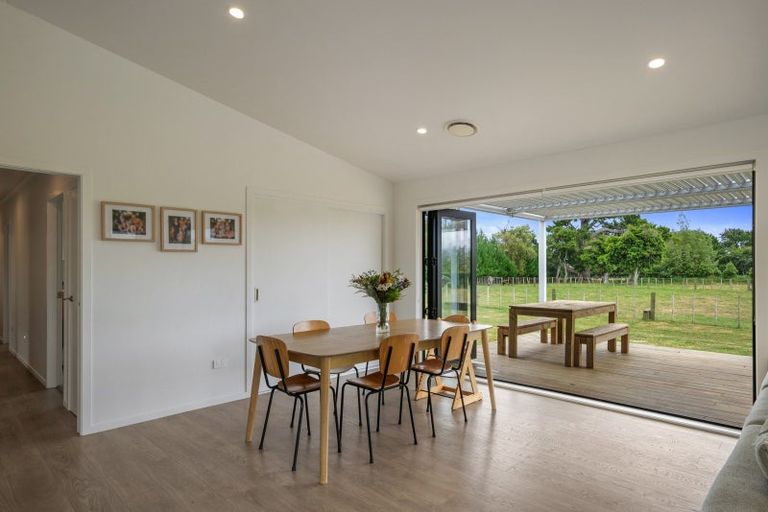 Photo of property in 49 Wakefield Road, Levin, 5571