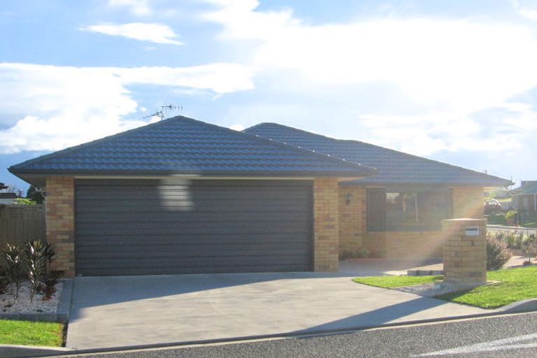 Photo of property in 2 Maurton Place, Onerahi, Whangarei, 0110