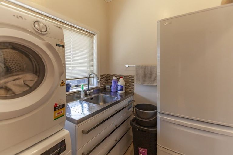 Photo of property in 17 Harris Street, Greenmeadows, Napier, 4112