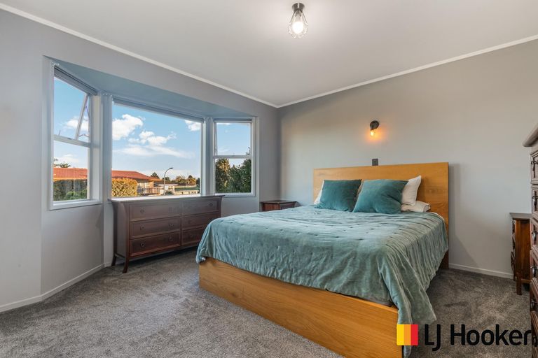 Photo of property in 4 Polandson Place, Opaheke, Papakura, 2113