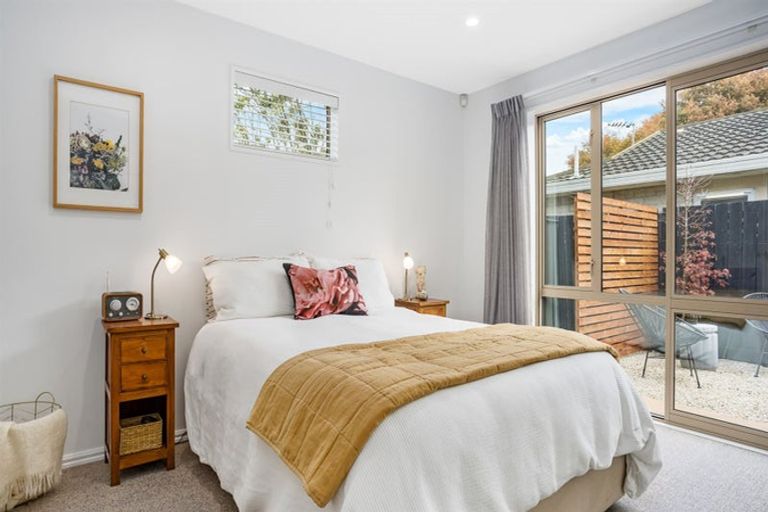 Photo of property in 30 Centaurus Road, Cashmere, Christchurch, 8022