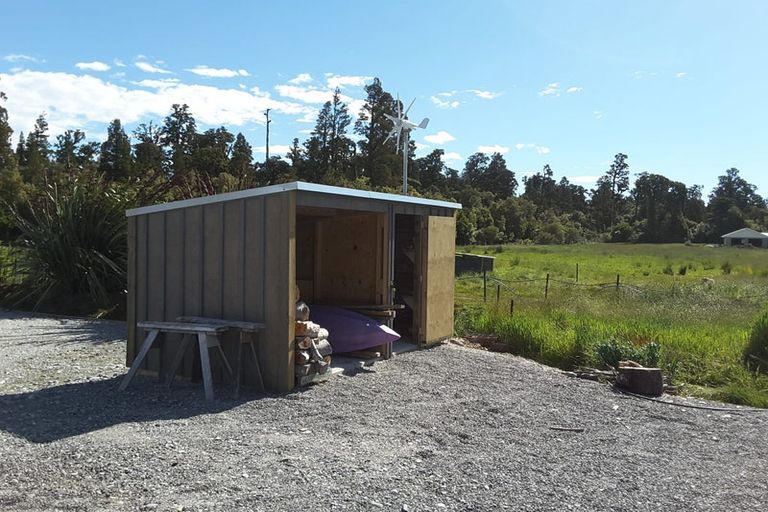 Photo of property in 11 Opuka Place, Haast, 7886