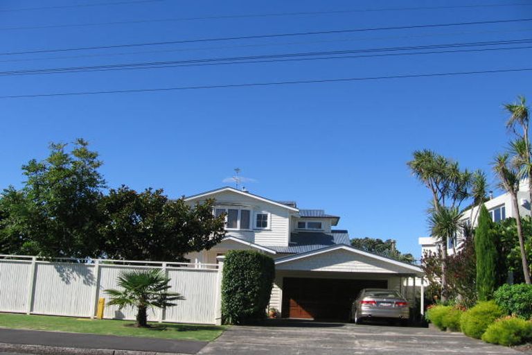 Photo of property in 8 Audrey Road, Takapuna, Auckland, 0620