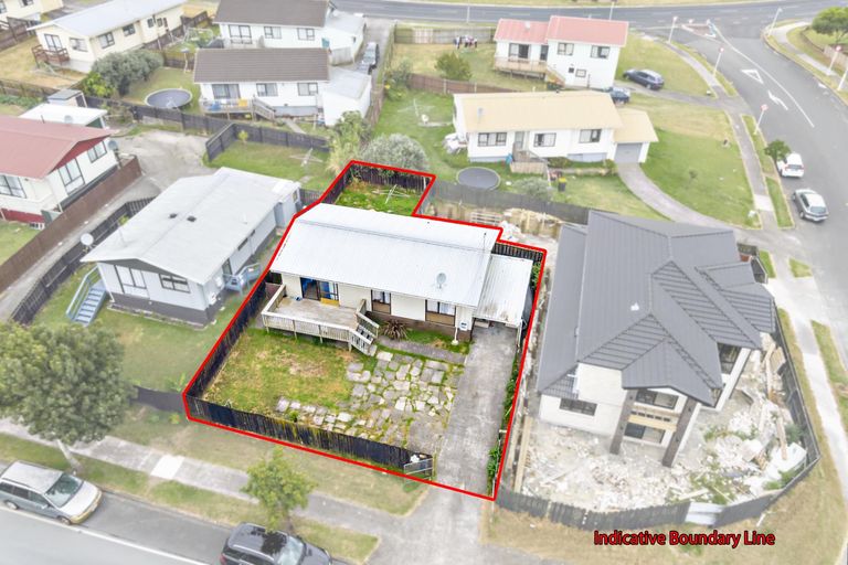 Photo of property in 1/62 Othello Drive, Clover Park, Auckland, 2023