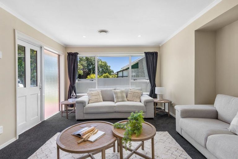 Photo of property in 52 West-watson Avenue, Hillmorton, Christchurch, 8025