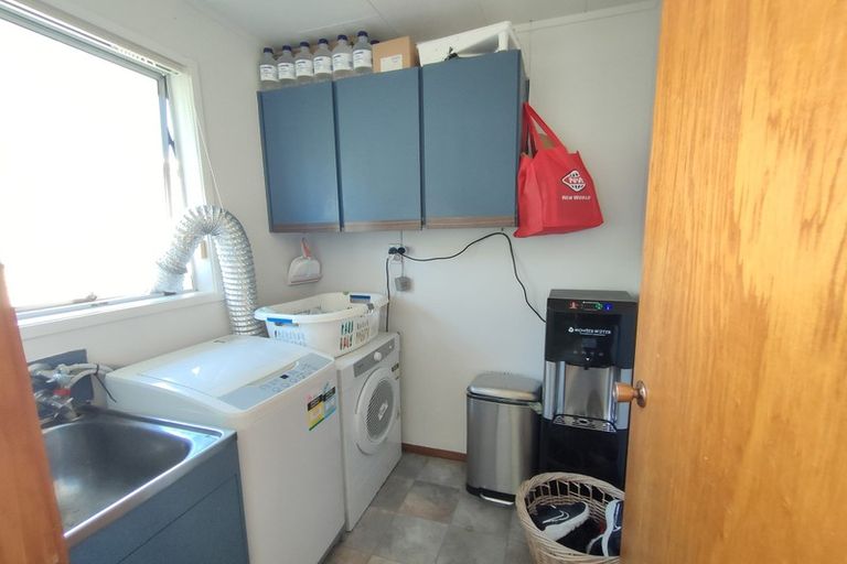 Photo of property in 104 Stanley Road, Glenfield, Auckland, 0629