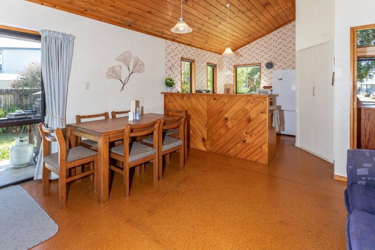 Photo of property in 117 Rangi Avenue, Whangamata, 3620