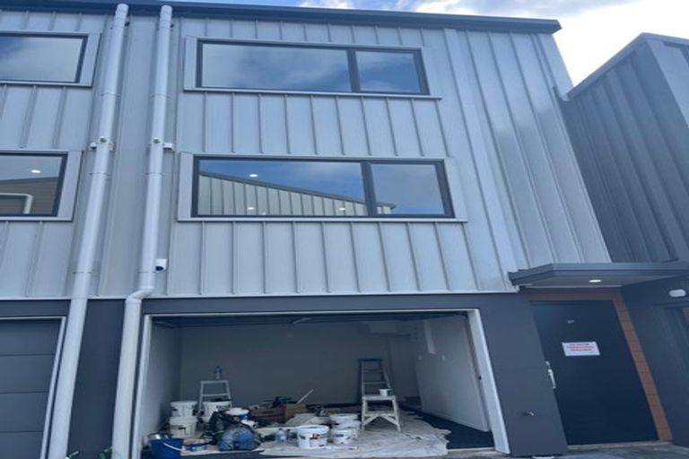 Photo of property in 37 Marumaru Lane, Manurewa, Auckland, 2102