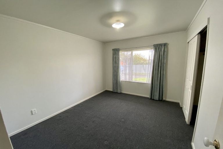 Photo of property in 2/903 Lyell Street, Akina, Hastings, 4122