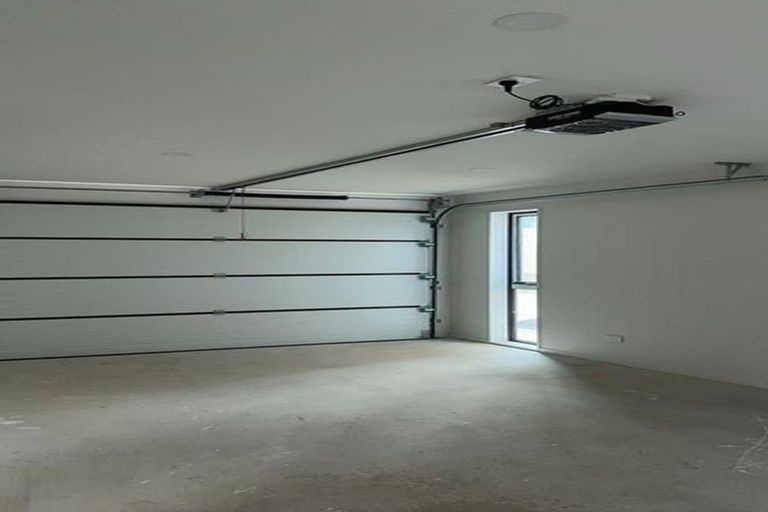Photo of property in 3 Rosina Place, Pakuranga, Auckland, 2010