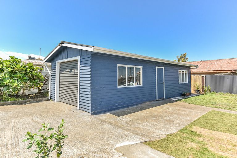 Photo of property in 155 Puriri Street, Castlecliff, Whanganui, 4501