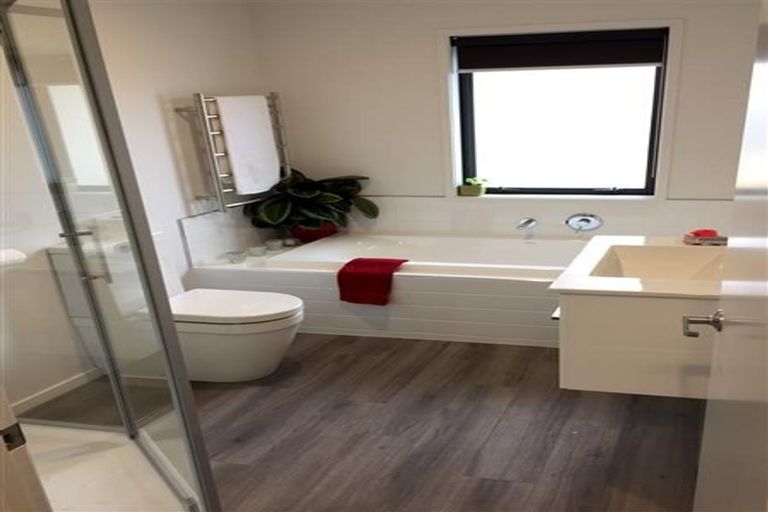 Photo of property in 12 Weruweru Street, Marshland, Christchurch, 8083