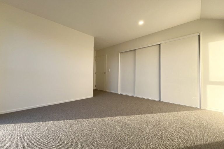 Photo of property in 2/45 Champion Street, Edgeware, Christchurch, 8013