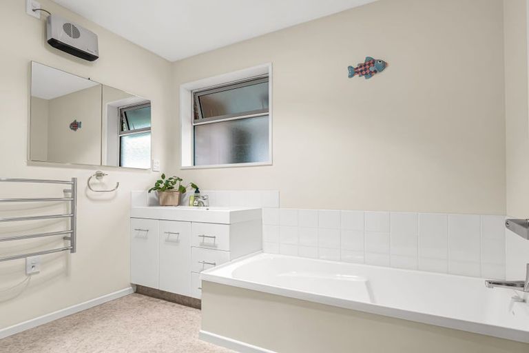 Photo of property in 10 Russell Street, Darfield, 7510