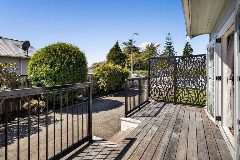 Photo of property in 30 Kahikatea Street, Inglewood, 4330