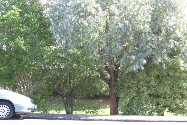 Photo of property in 108 Archibald Road, Kelston, Auckland, 0602