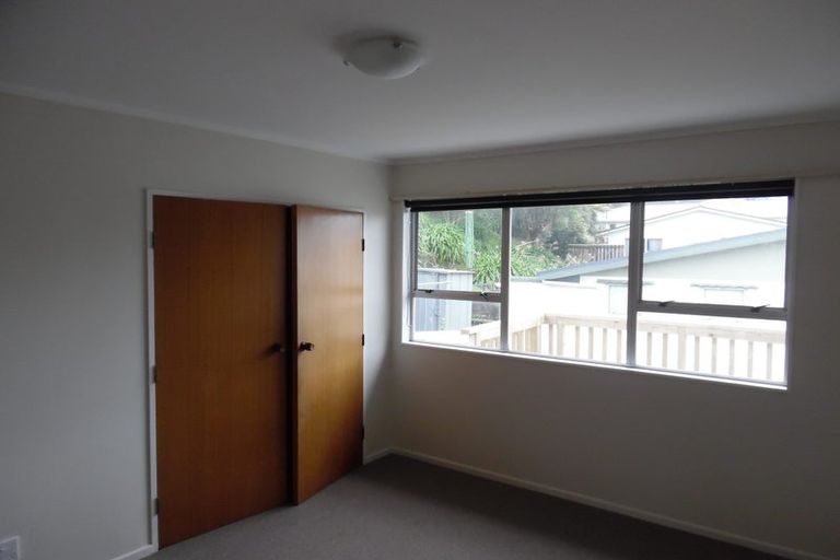 Photo of property in 2 Rajkot Terrace, Broadmeadows, Wellington, 6035
