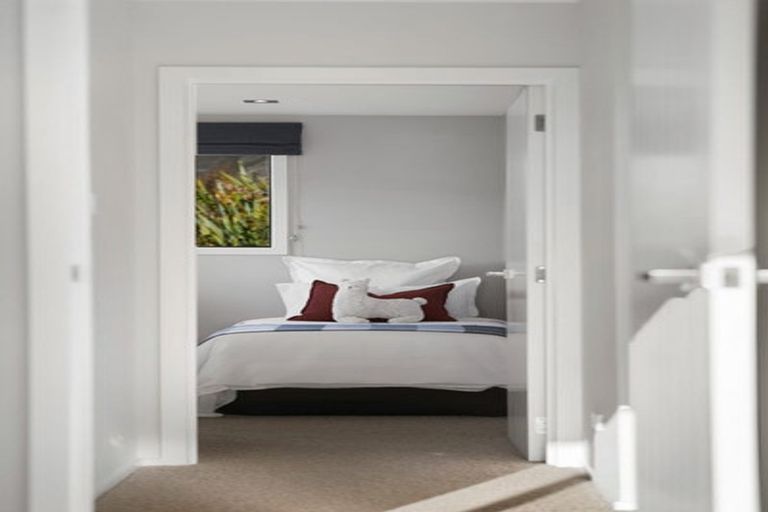 Photo of property in 4 Kinross Lane, Jacks Point, Queenstown, 9371