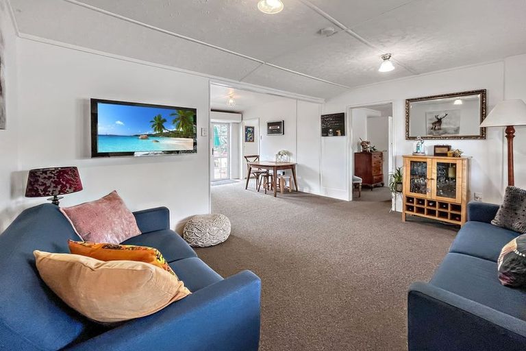 Photo of property in 24 Glenbrook Crescent, Twizel, 7901