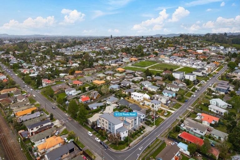 Photo of property in 5/122 Pooks Road, Ranui, Auckland, 0612