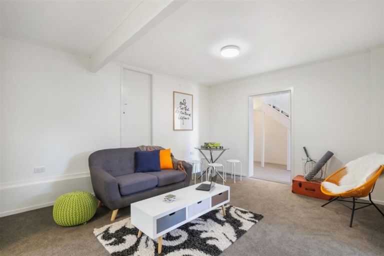 Photo of property in 45 Matuhi Rise, Henderson, Auckland, 0612