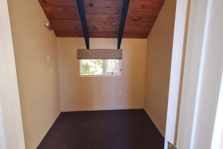 Photo of property in 39 Robieson Street, Roseneath, Wellington, 6011