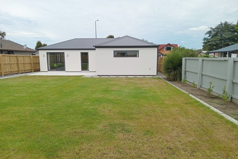 Photo of property in 1/205 Wainoni Road, Avondale, Christchurch, 8061