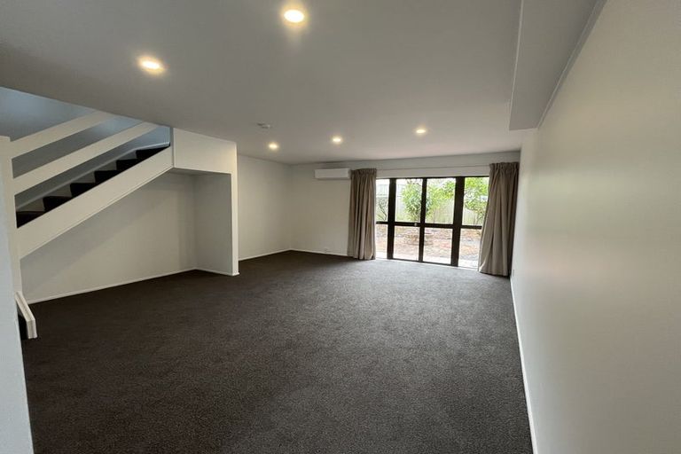 Photo of property in 10 George Street, Thorndon, Wellington, 6011
