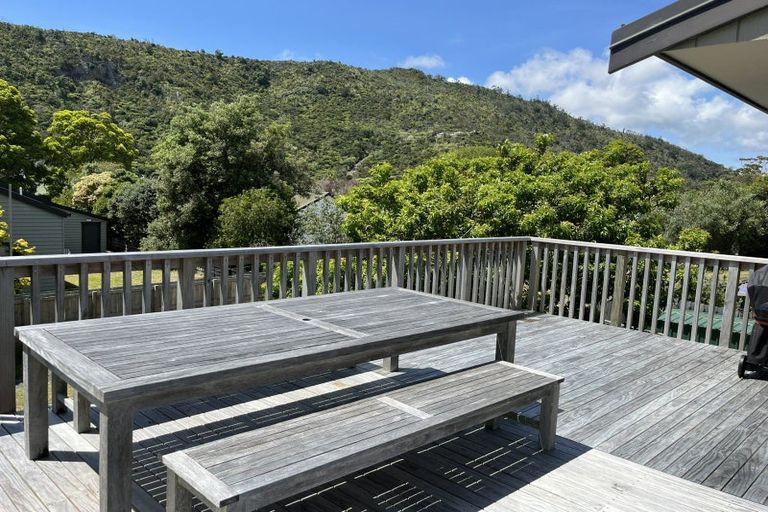 Photo of property in 112 Winslow Place, Matarangi, Whitianga, 3592