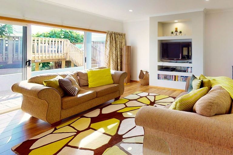 Photo of property in 93 Marine Parade, Paraparaumu Beach, Paraparaumu, 5032