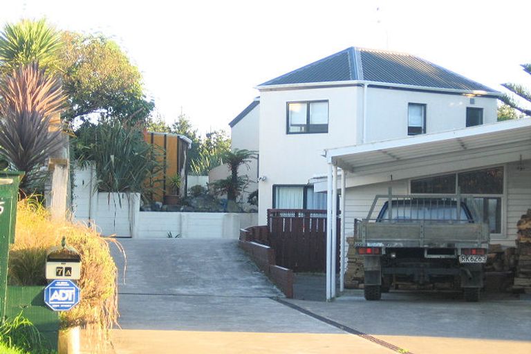 Photo of property in 7a Gray Avenue, Paraparaumu Beach, Paraparaumu, 5032