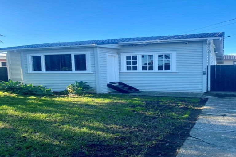 Photo of property in 1/17 Tidal Road, Mangere, Auckland, 2022