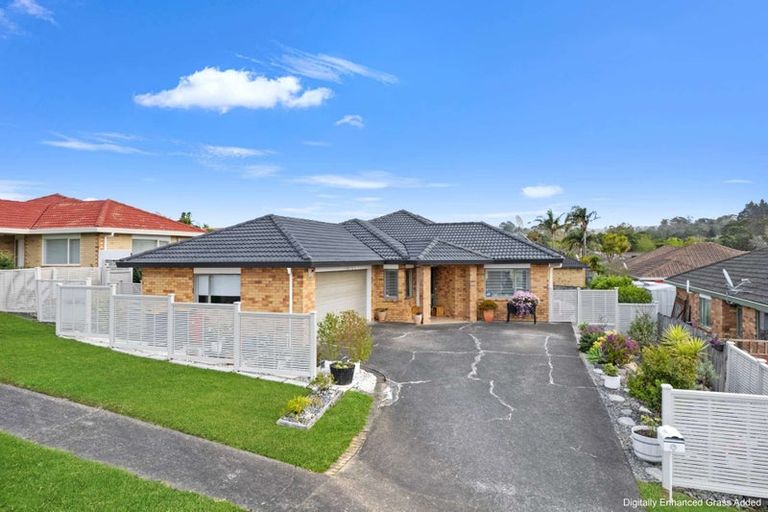 Photo of property in 9 Fleetwood Drive, Henderson, Auckland, 0612