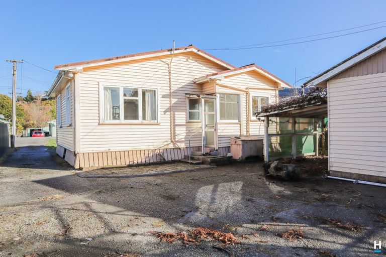 Photo of property in 12 Inverness Street, Dunollie, Runanga, 7803