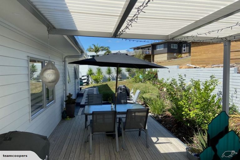 Photo of property in 7 Protea Drive, Cable Bay, 0420