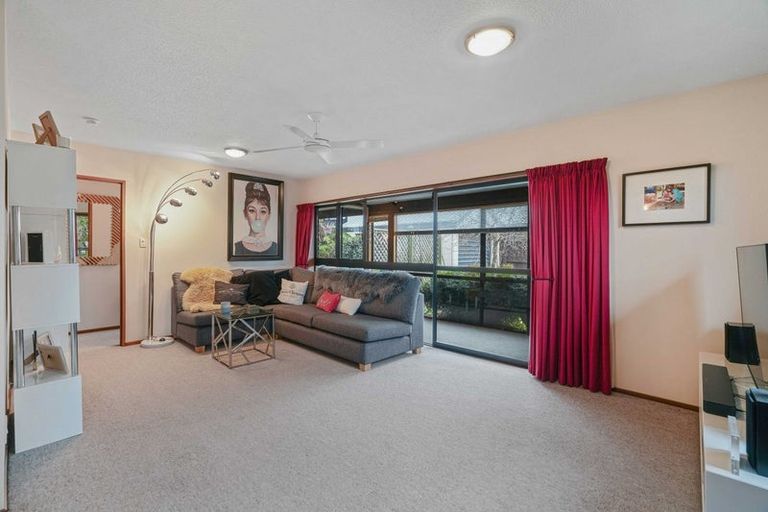 Photo of property in 1/13 Ridder Place, Halswell, Christchurch, 8025