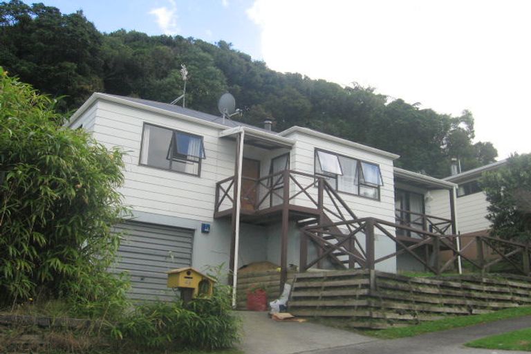 Photo of property in 43 Viewmont Drive, Harbour View, Lower Hutt, 5010
