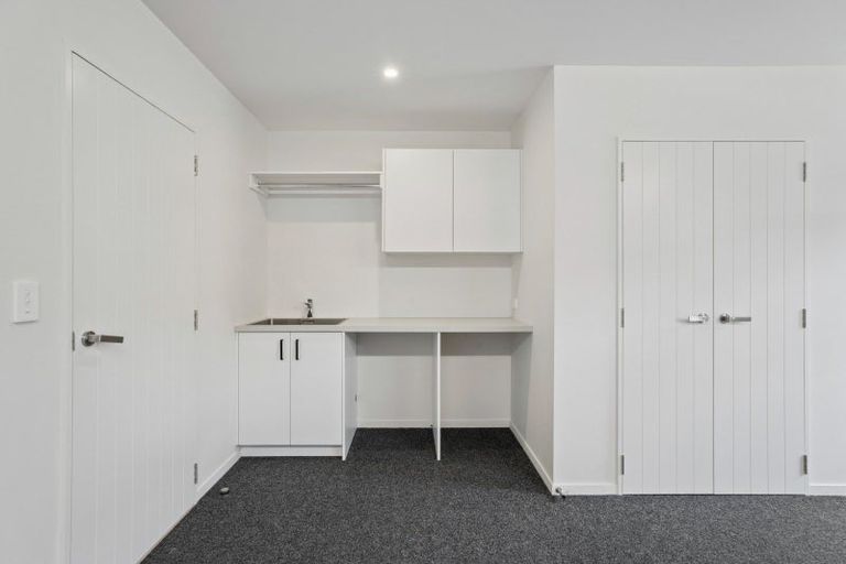 Photo of property in 5 Wallace Place, Wanaka, 9305