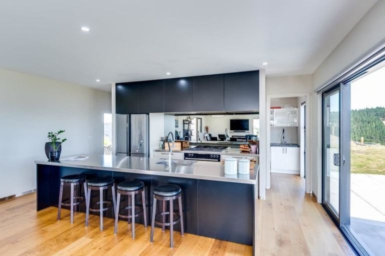 Photo of property in 164 Eskridge Drive, Eskdale, Napier, 4182