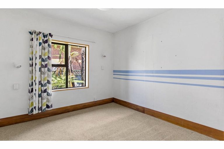 Photo of property in 2 Hertnon Street, West End, Timaru, 7910