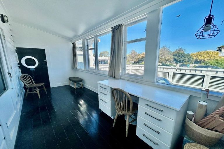 Photo of property in 68 Mcgrath Street, Napier South, Napier, 4110