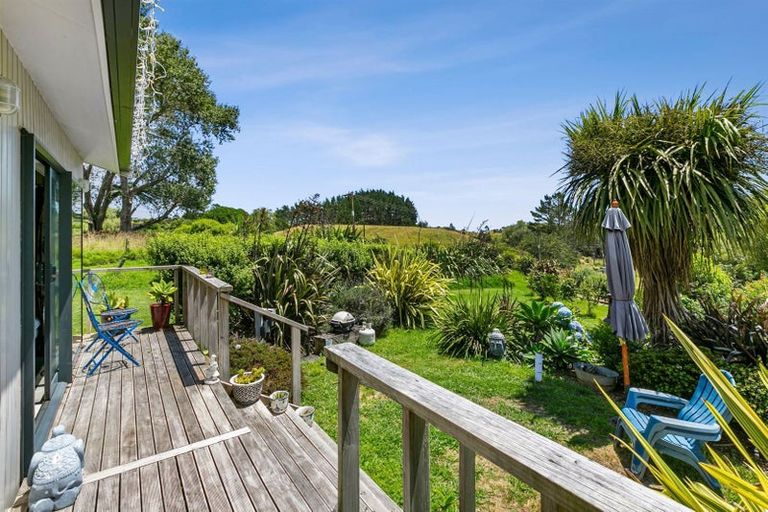 Photo of property in 590 Frankley Road, Hurworth, New Plymouth, 4371