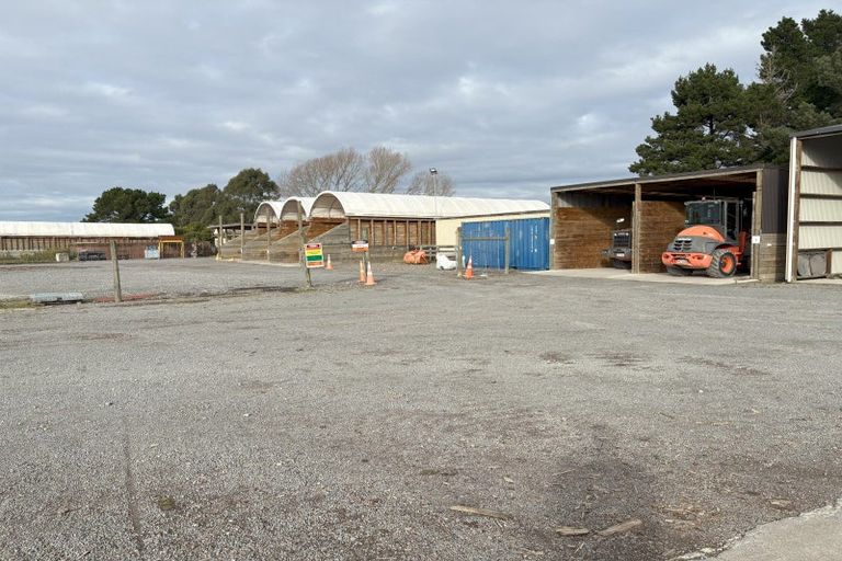 Photo of property in 588 Pound Road, Yaldhurst, Christchurch, 7676