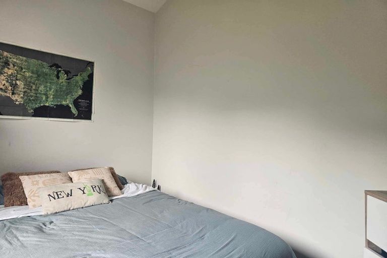 Photo of property in 100 Aro Street, Aro Valley, Wellington, 6021