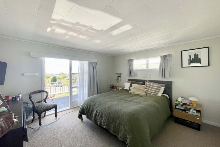 Photo of property in 9 Lismore Street, Strandon, New Plymouth, 4312