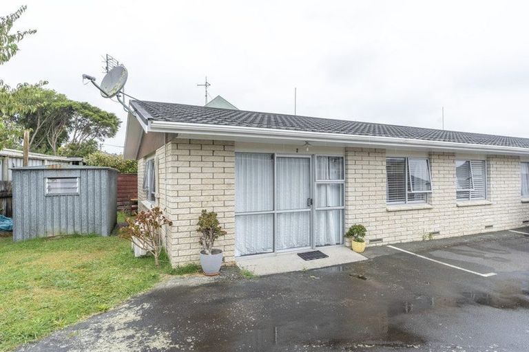 Photo of property in 2/6 Snead Place, Hamilton East, Hamilton, 3216