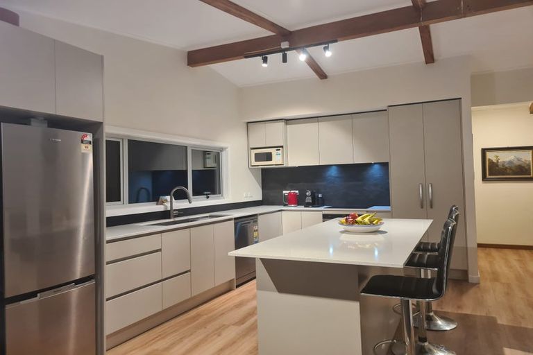 Photo of property in 2386 Tarata Road, Tarata, Inglewood, 4387