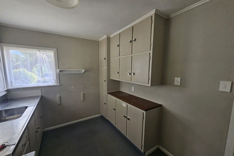 Photo of property in 32 Brentford Place, Manurewa, Auckland, 2102